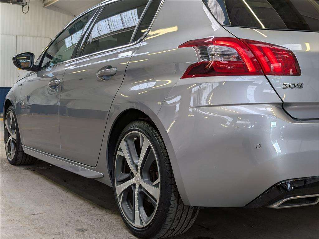 <p>2017 PEUGEOT 308 GT LINE S/S AUTO</p>