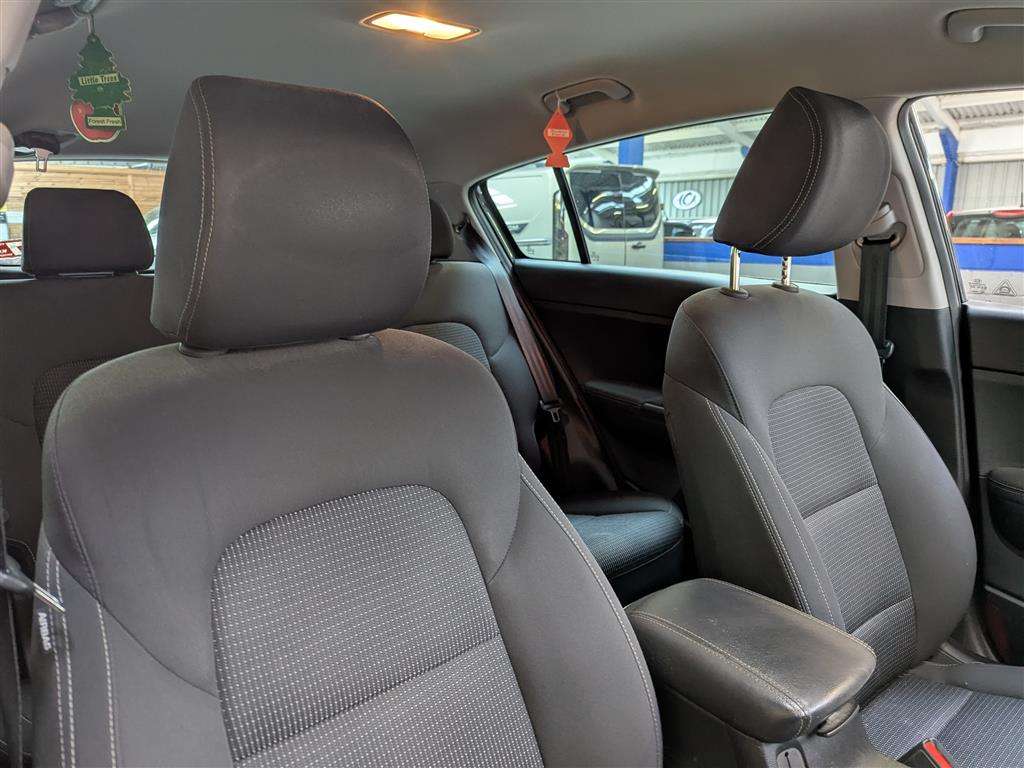 <p>2017 KIA SPORTAGE 2 CRDI ISG</p>