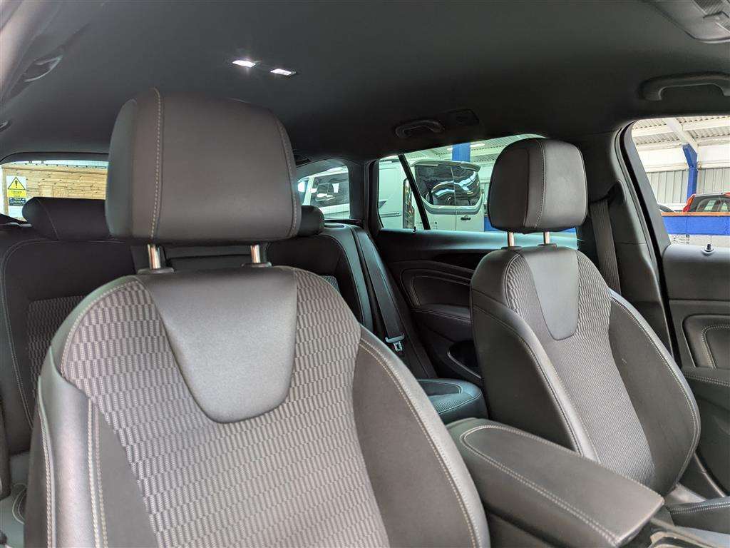 <p>2018 VAUXHALL INSIGNIA SRI VX-LINE NAV</p>