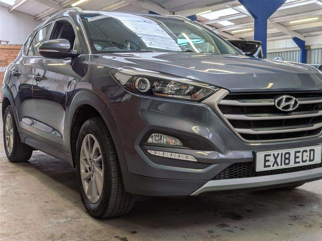 <p>2018 HYUNDAI TUCSON SE NAV B-DRIVE 2WD</p>