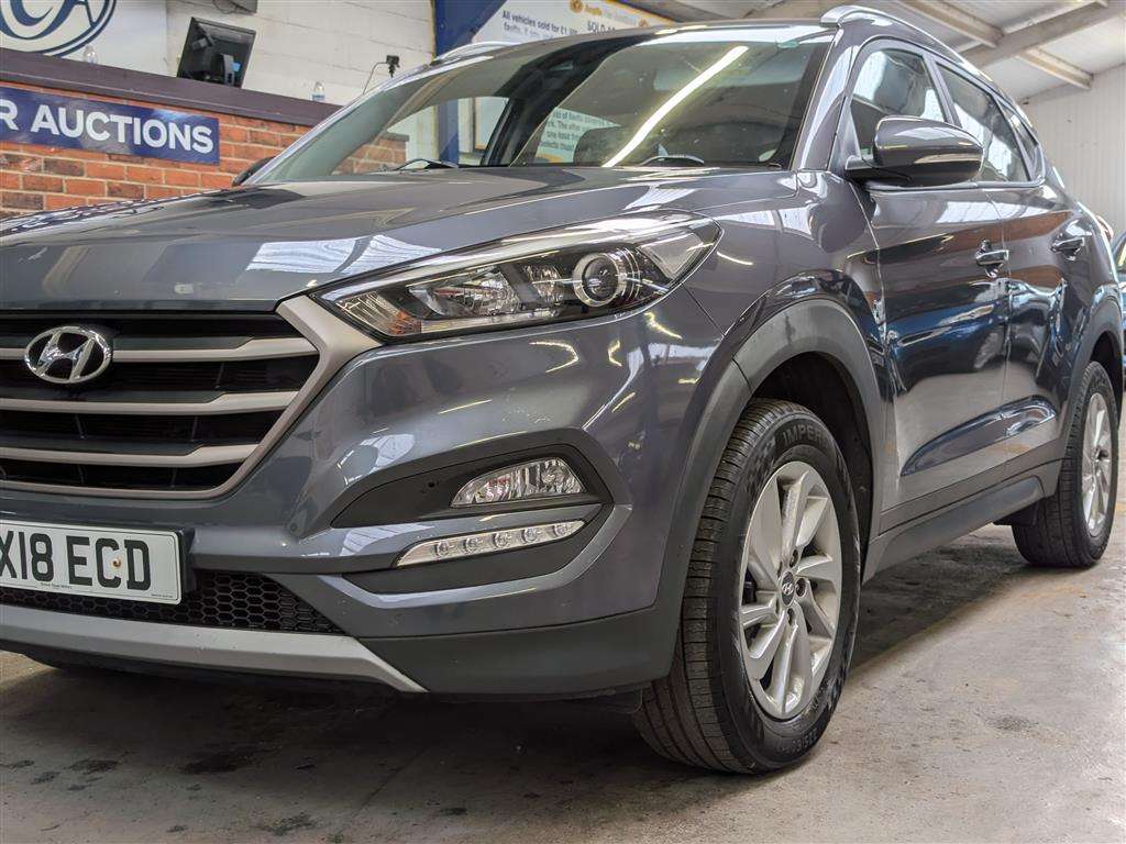 <p>2018 HYUNDAI TUCSON SE NAV B-DRIVE 2WD</p>