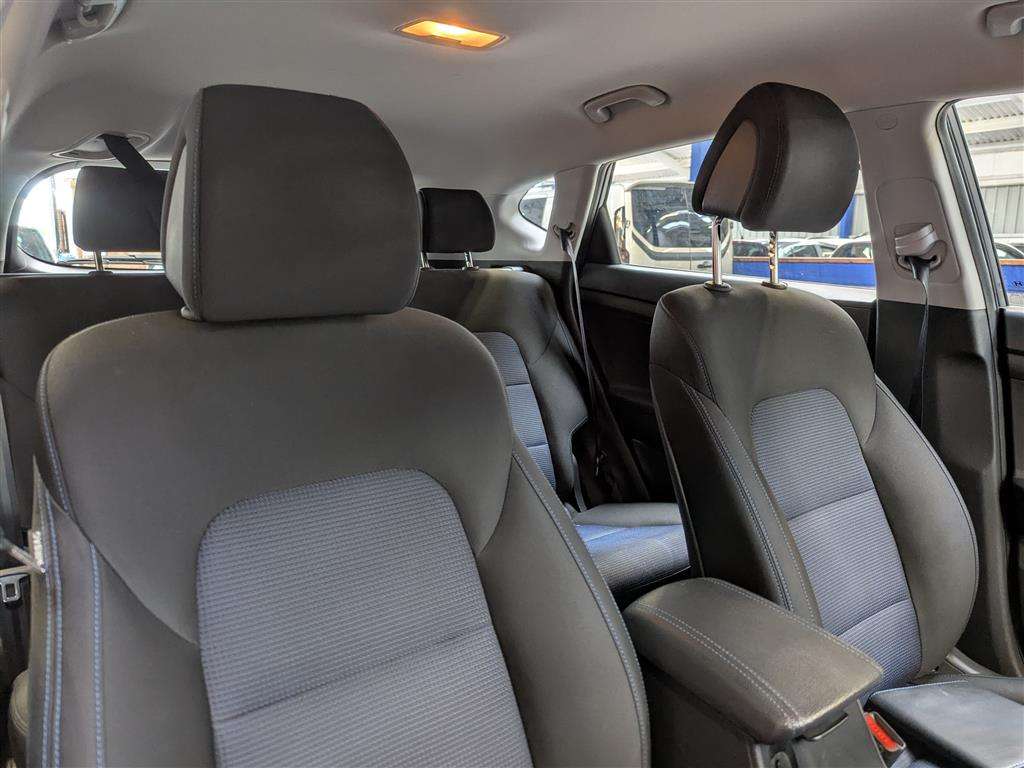 <p>2018 HYUNDAI TUCSON SE NAV B-DRIVE 2WD</p>