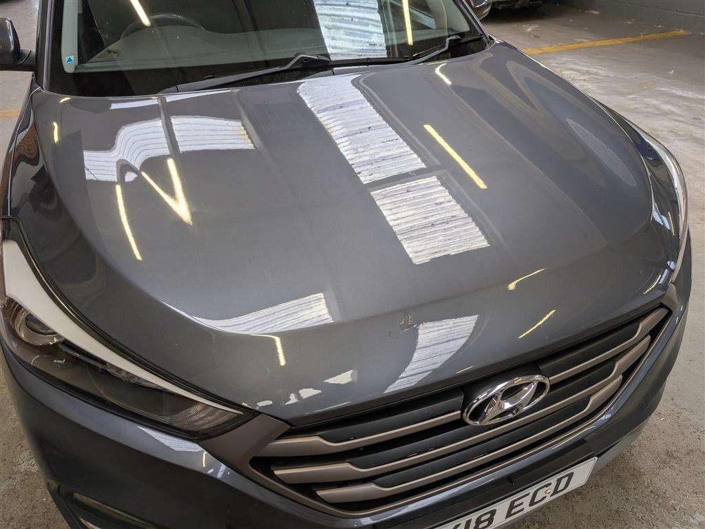<p>2018 HYUNDAI TUCSON SE NAV B-DRIVE 2WD</p>
