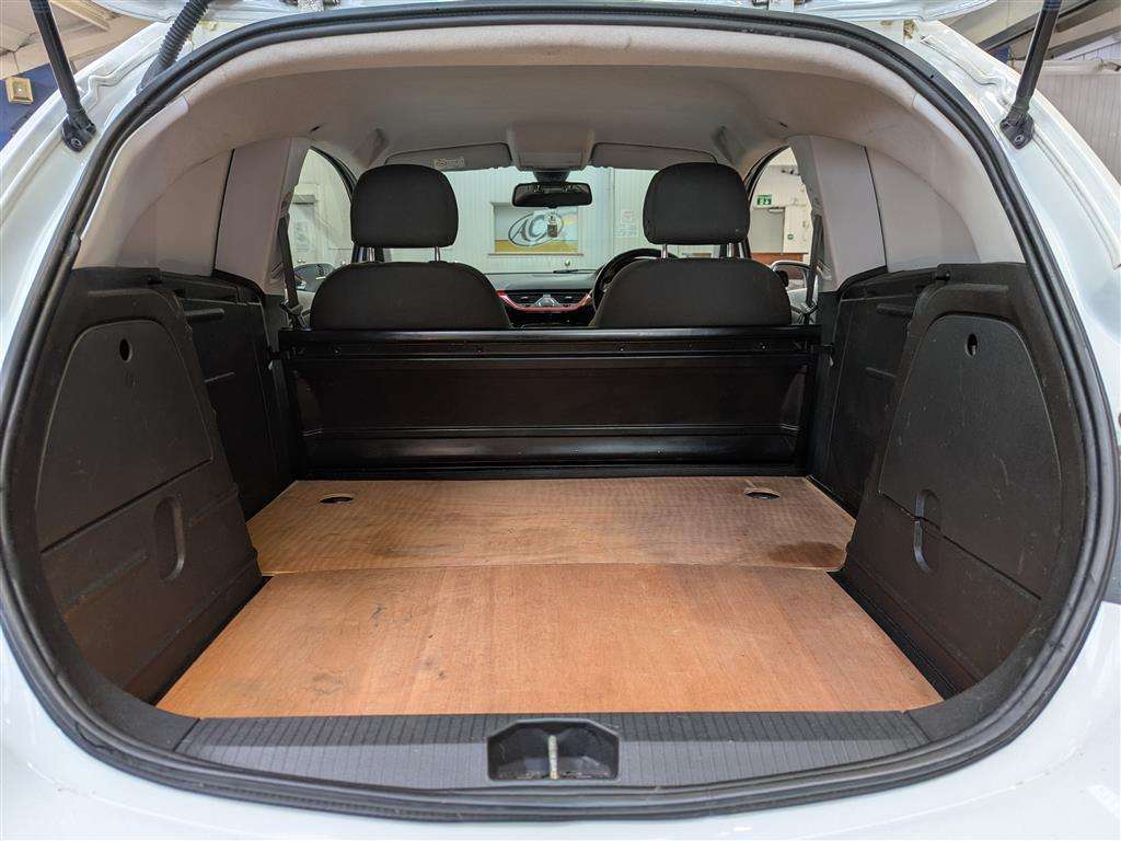 <p>2017 VAUXHALL CORSA SPORTIVE CDTI S/S</p>