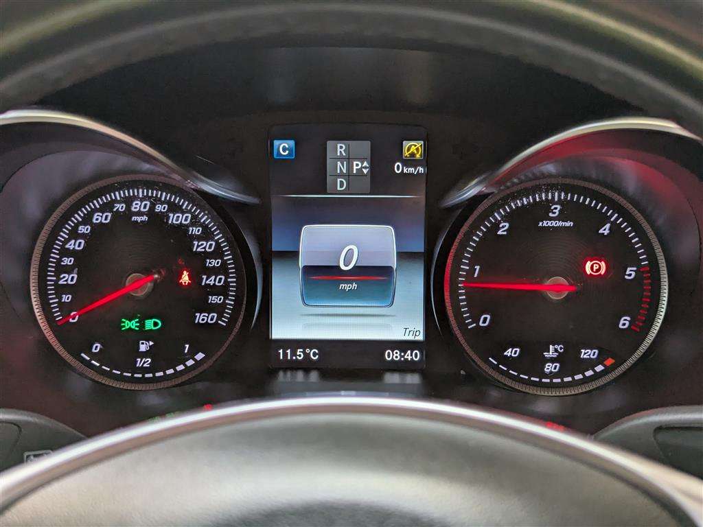<p>2018 MERCEDES-BENZ C 250 AMG LINE PREMIUM +</p>