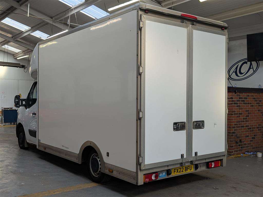<p>2022 RENAULT MASTER LL35 BUSINESS BLUE</p>
