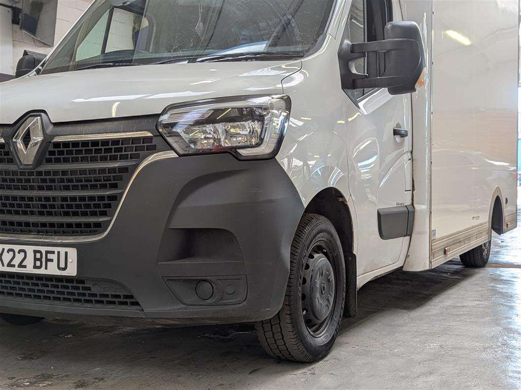 <p>2022 RENAULT MASTER LL35 BUSINESS BLUE</p>