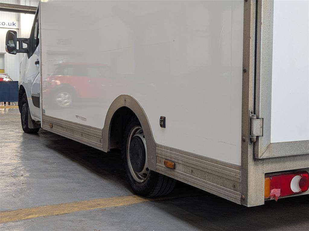 <p>2022 RENAULT MASTER LL35 BUSINESS BLUE</p>