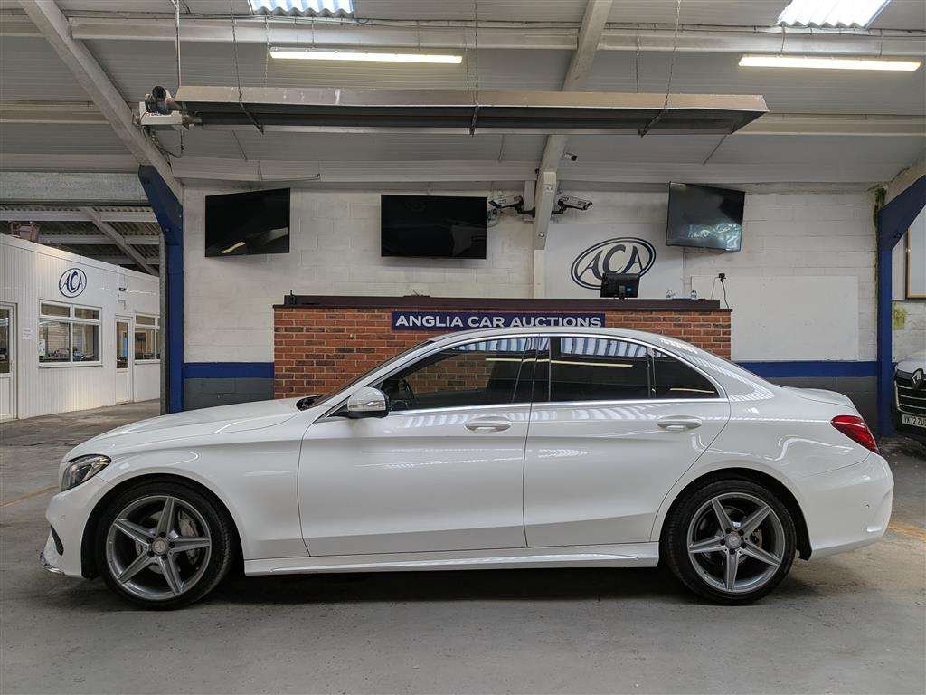 <p>2014 MERCEDES-BENZ C220 AMG LINE BLUETEC AUT</p>