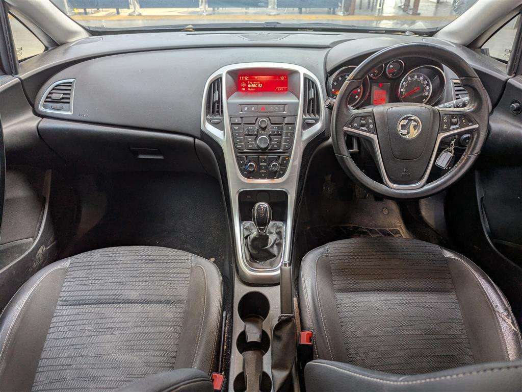 <p>2015 VAUXHALL ASTRA EXCITE</p>