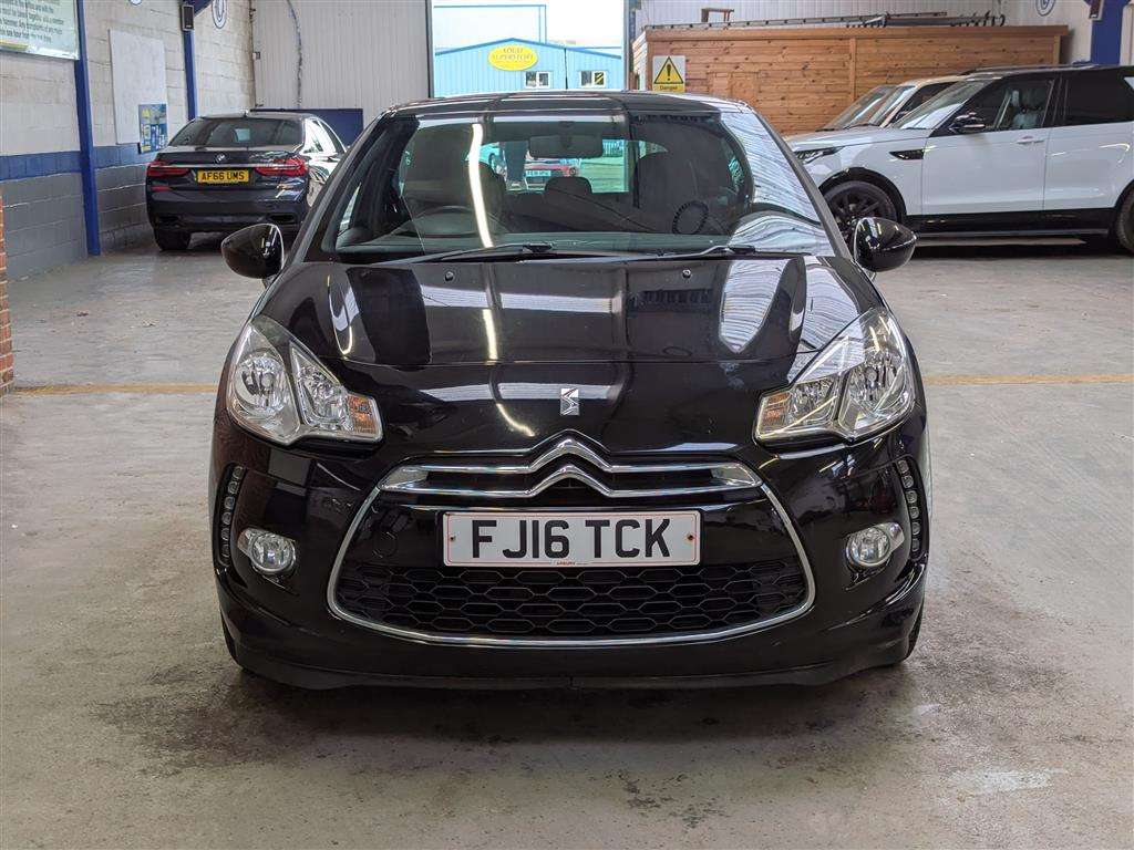 <p>2016 DS DS3 DSTYLE PURETECH</p>