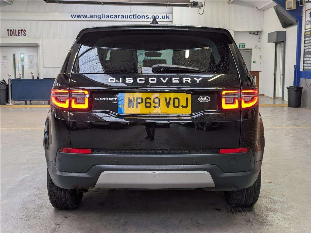 <p>2019 LAND ROVER DISCOVERY SPORT S D AUTO</p>