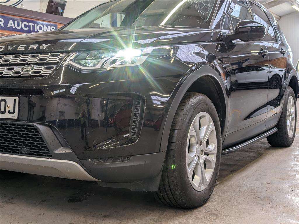 <p>2019 LAND ROVER DISCOVERY SPORT S D AUTO</p>