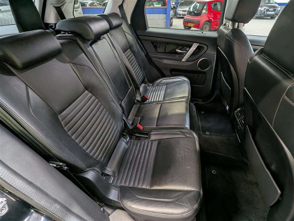 <p>2019 LAND ROVER DISCOVERY SPORT S D AUTO</p>