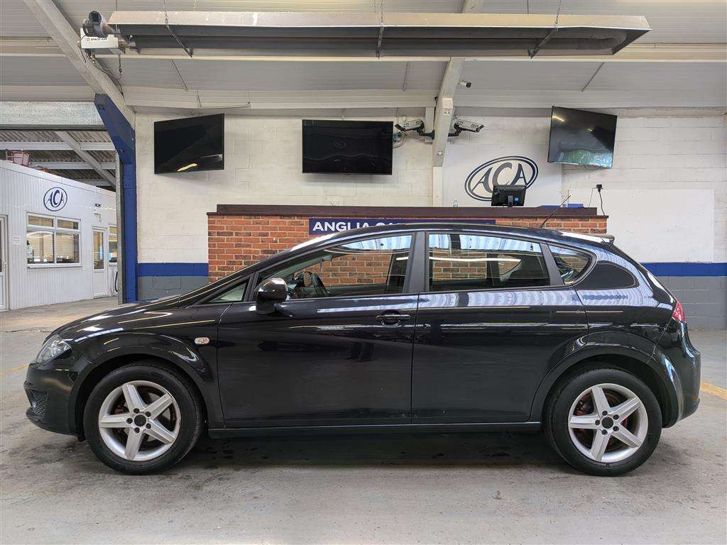 <p>2010 SEAT LEON S EMOCION CR TDI</p>
