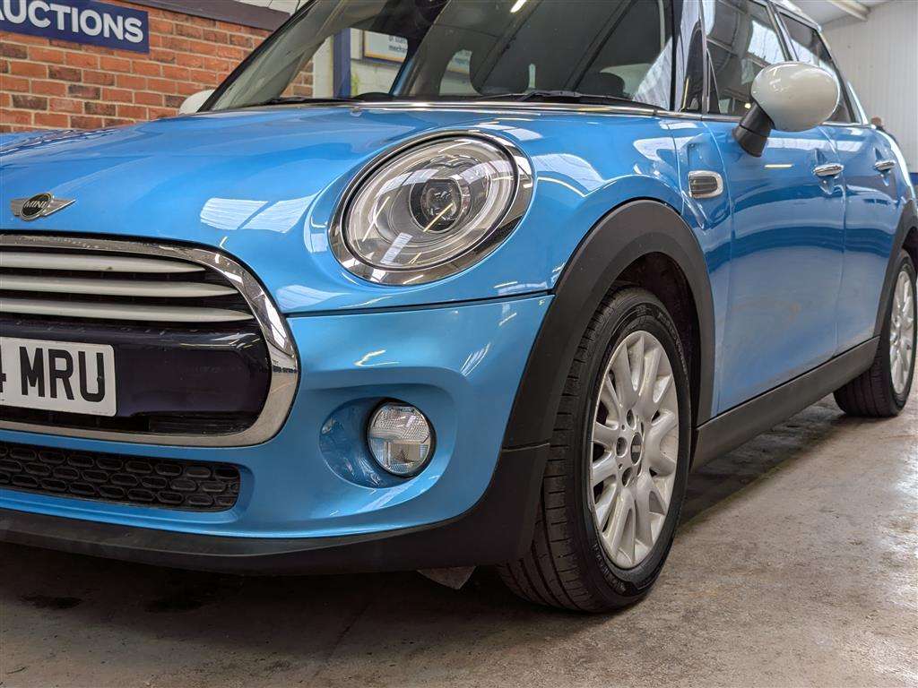 <p>2014 MINI COOPER D</p>