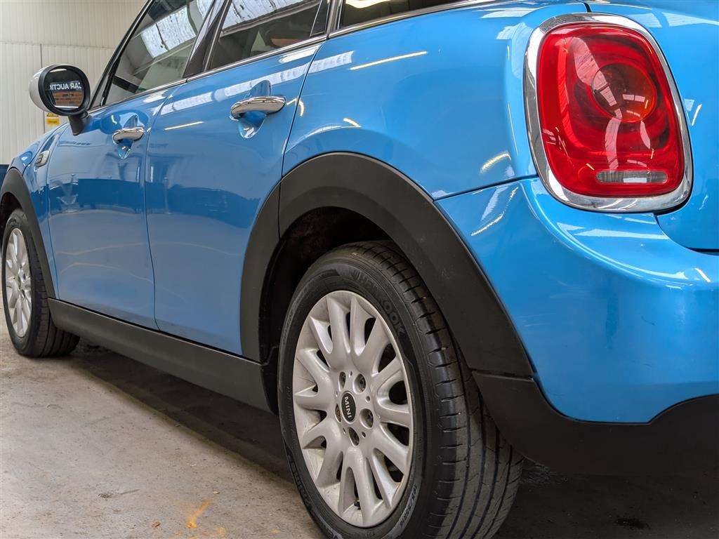 <p>2014 MINI COOPER D</p>