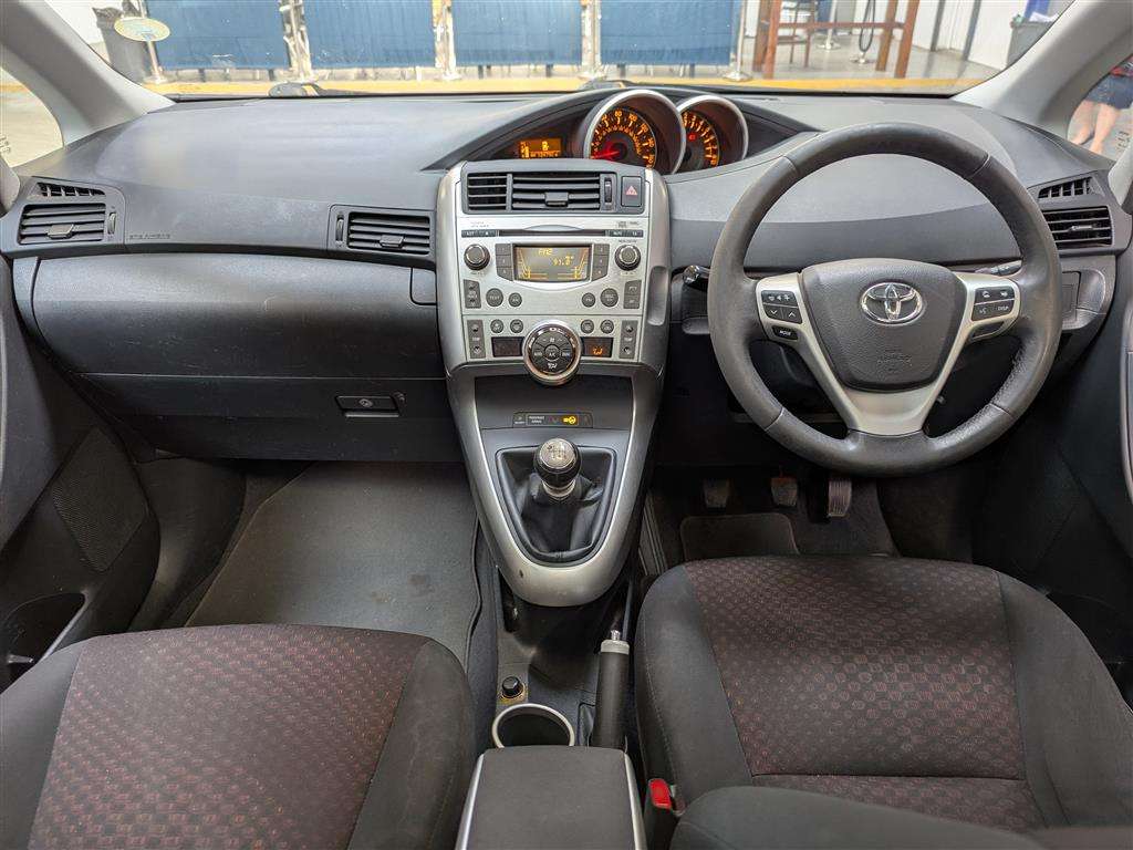 <p>2010 TOYOTA VERSO TR VALVEMATIC</p>