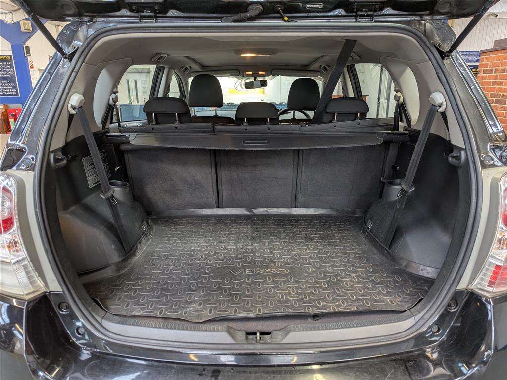 <p>2010 TOYOTA VERSO TR VALVEMATIC</p>