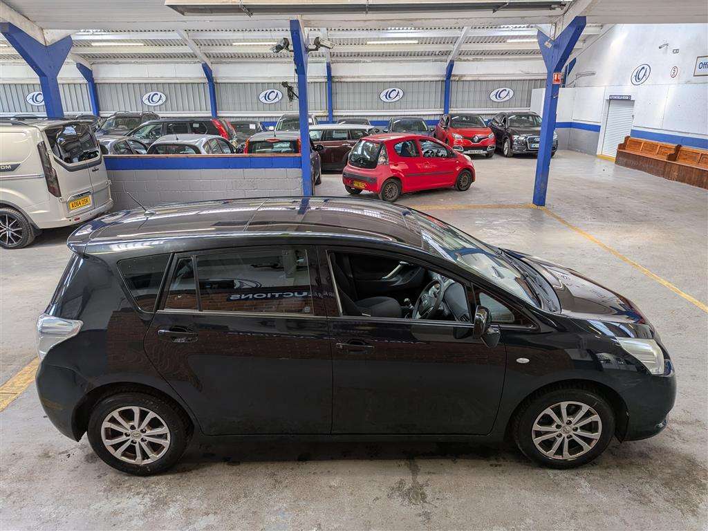 <p>2010 TOYOTA VERSO TR VALVEMATIC</p>