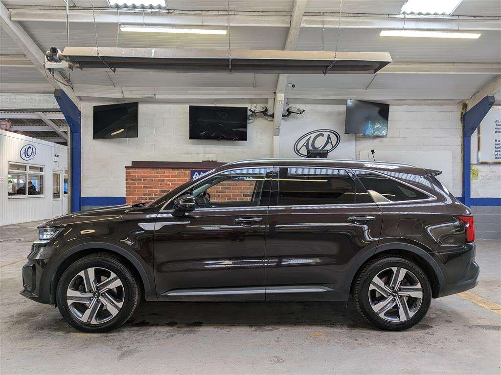 <p>2021 KIA SORENTO 3 PHEV AWD AUTO</p>
