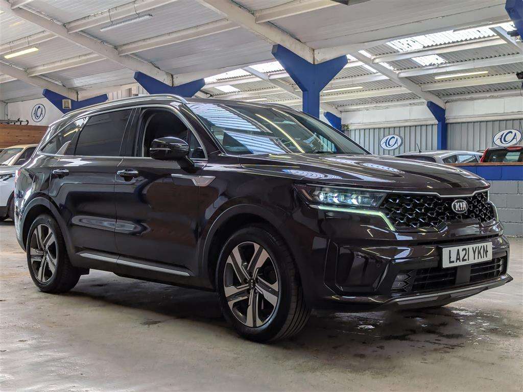 <p>2021 KIA SORENTO 3 PHEV AWD AUTO</p>