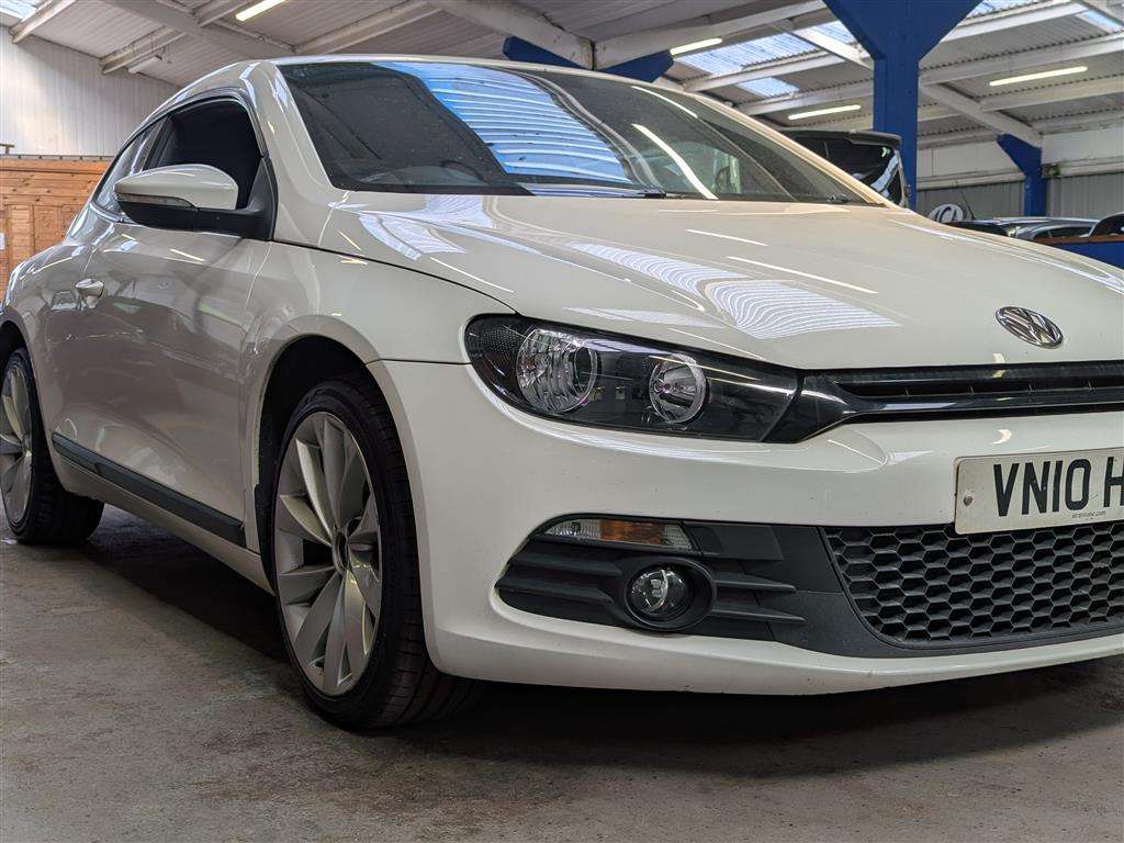 <p>2010 VOLKSWAGEN SCIROCCO GT</p>