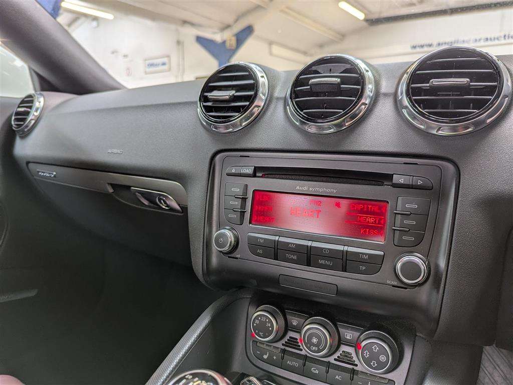 <p>2011 AUDI TT SPORT TDI QUATTRO</p>