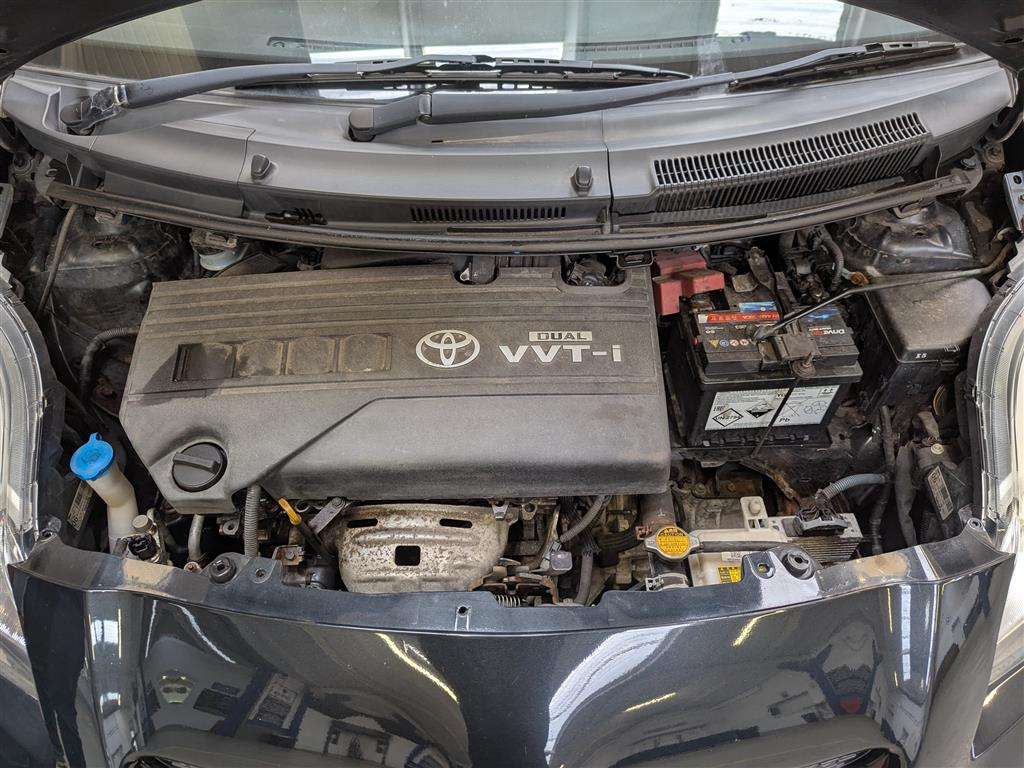 <p>2009 TOYOTA YARIS TR VVT-I</p>