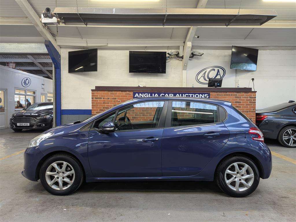 <p>2014 PEUGEOT 208 ACTIVE</p>