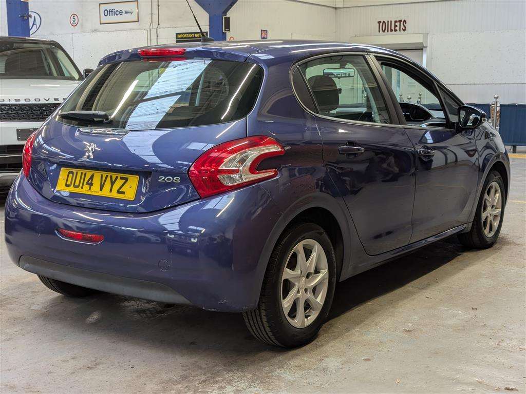 <p>2014 PEUGEOT 208 ACTIVE</p>