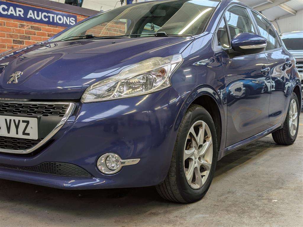 <p>2014 PEUGEOT 208 ACTIVE</p>