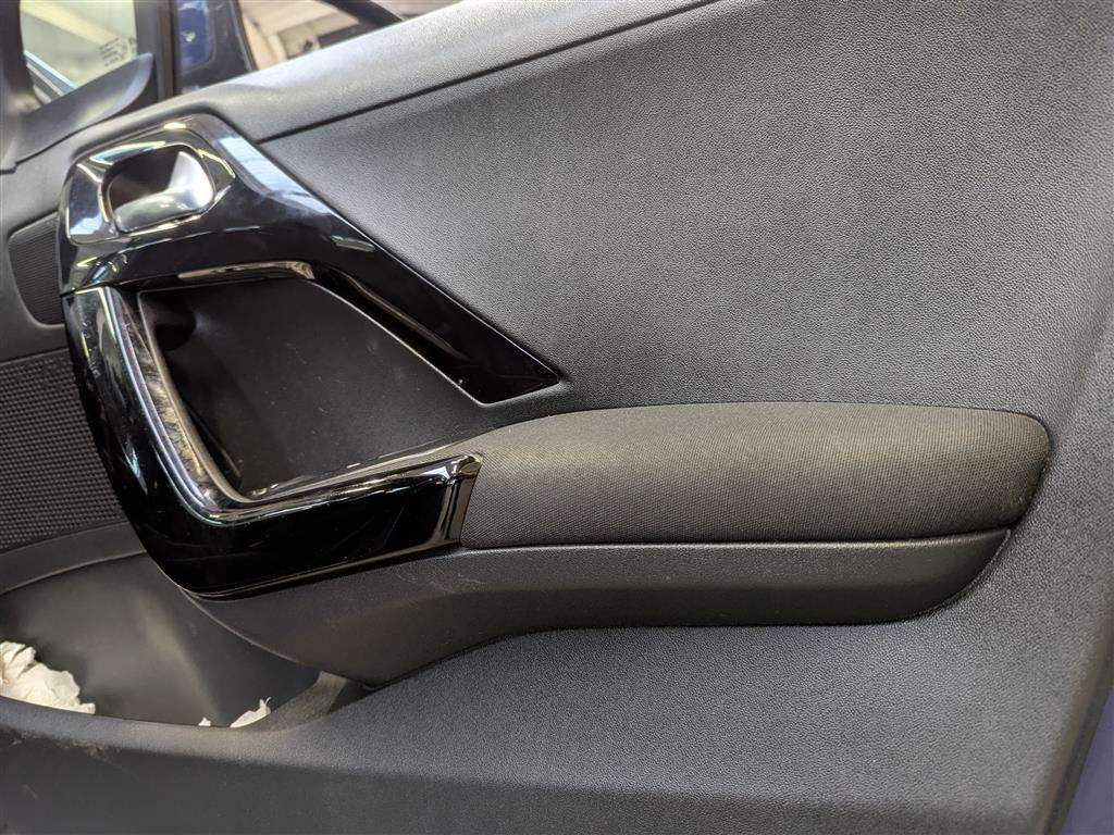 <p>2014 PEUGEOT 208 ACTIVE</p>