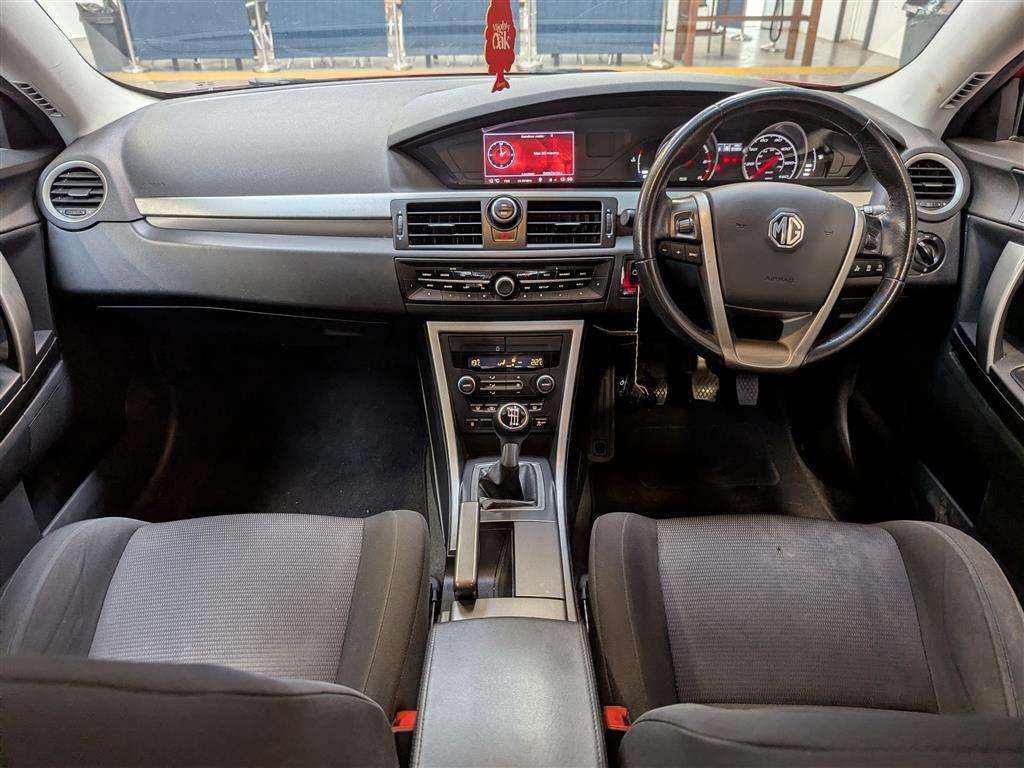 <p>2015 MG 6 SE GT DTI</p>