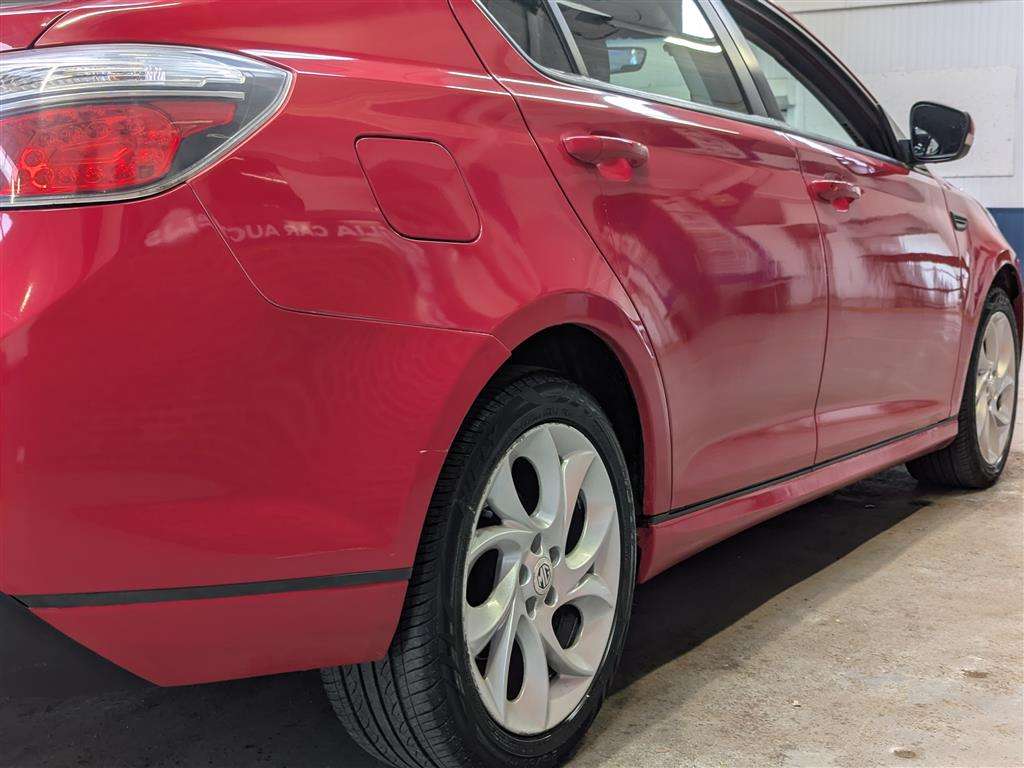 <p>2015 MG 6 SE GT DTI</p>