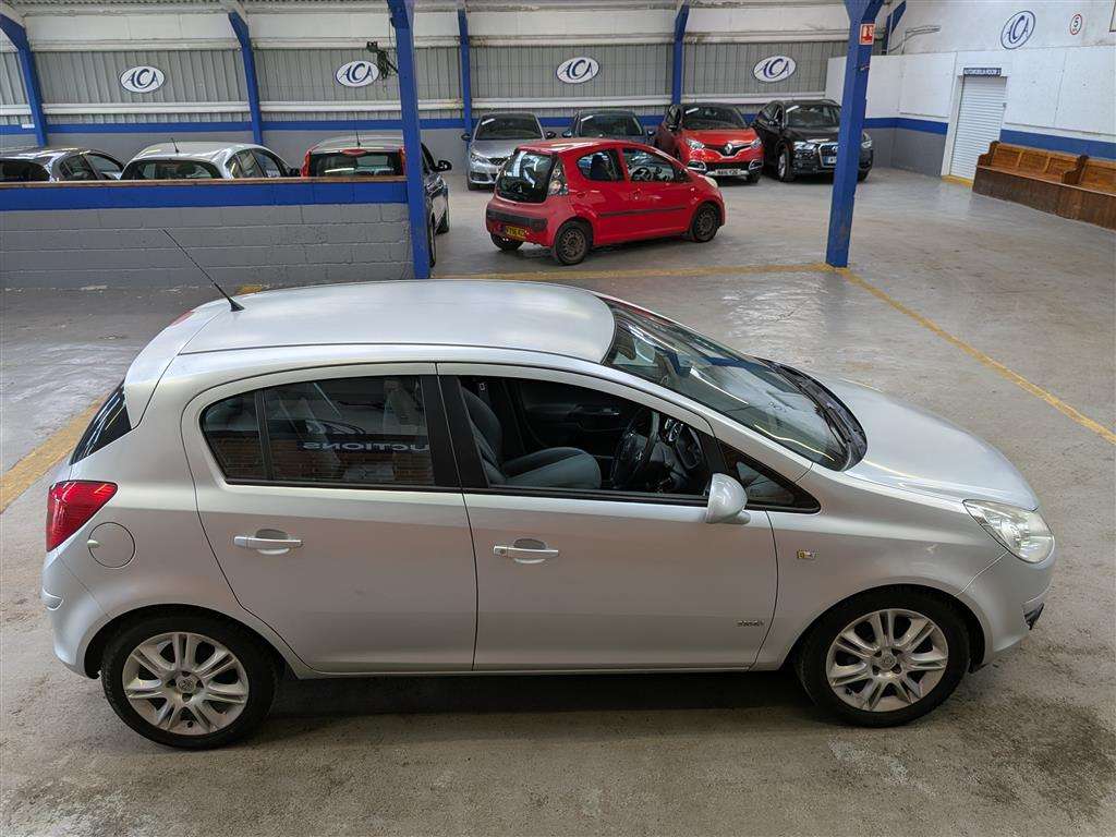 <p>2008 VAUXHALL CORSA DESIGN AUTO</p>