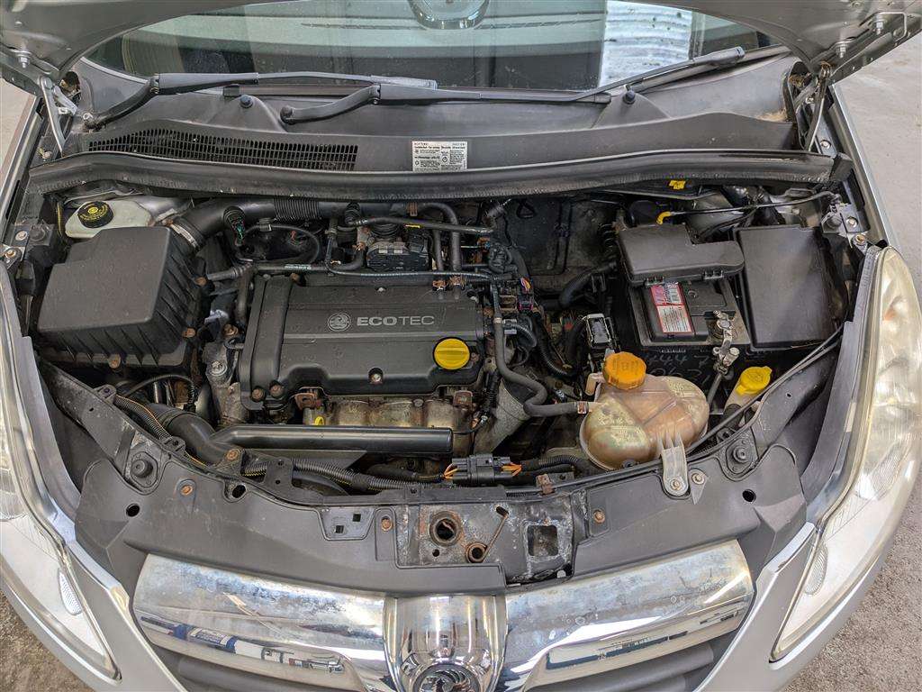 <p>2008 VAUXHALL CORSA DESIGN AUTO</p>