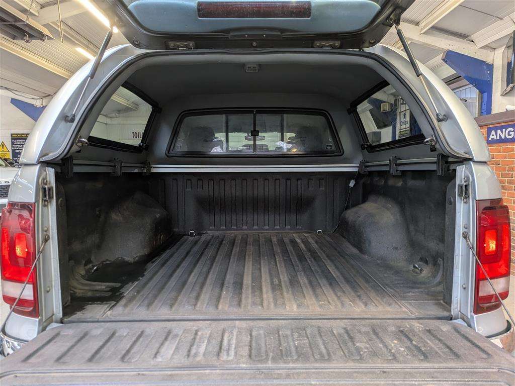 <p>2017 VOLKSWAGEN AMAROK HIGHLINE V6 TDI 4M</p>