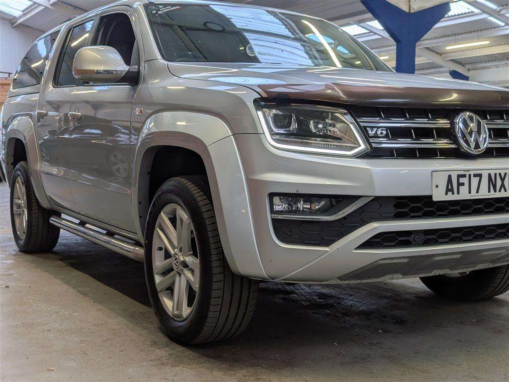 <p>2017 VOLKSWAGEN AMAROK HIGHLINE V6 TDI 4M</p>