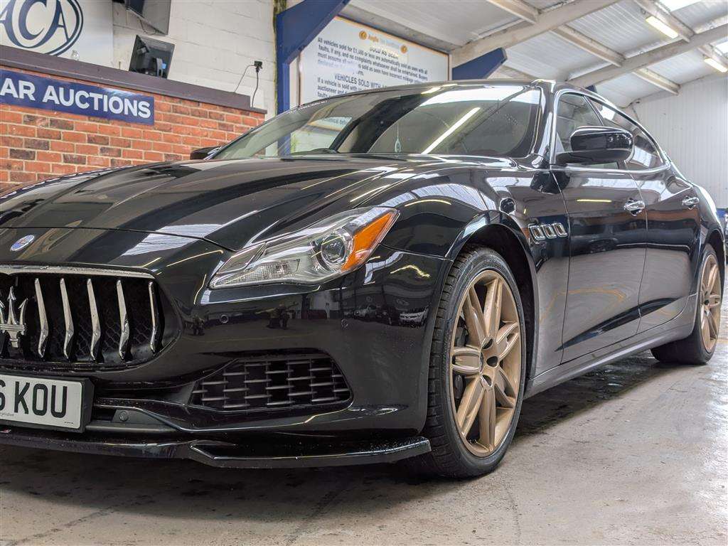 <p>2016 MASERATI QUATTROPORTE DV6 AUTO</p>