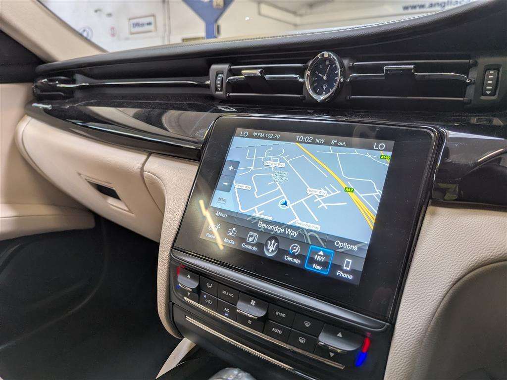 <p>2016 MASERATI QUATTROPORTE DV6 AUTO</p>