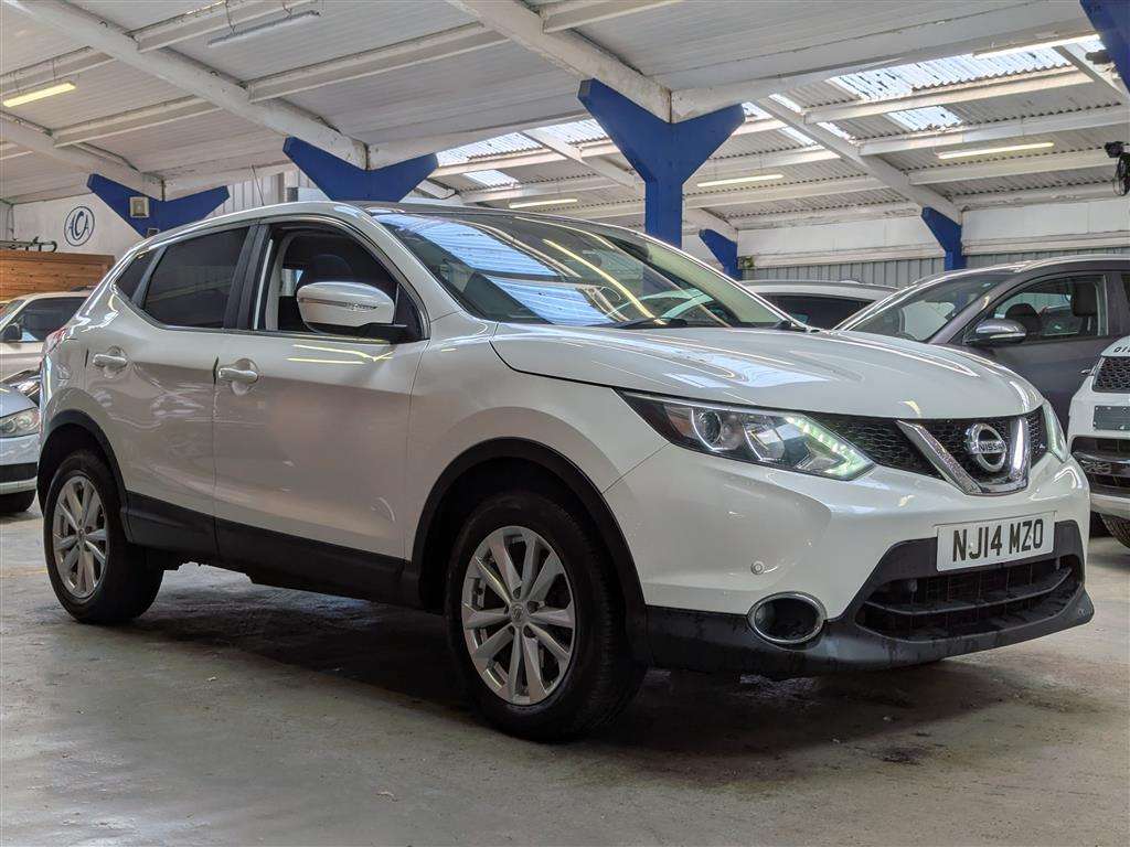<p>2014 NISSAN QASHQAI ACENTA PREMIUM DC</p>