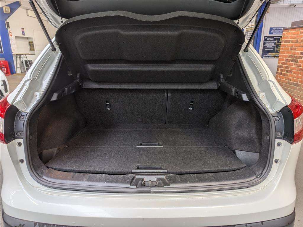 <p>2014 NISSAN QASHQAI ACENTA PREMIUM DC</p>