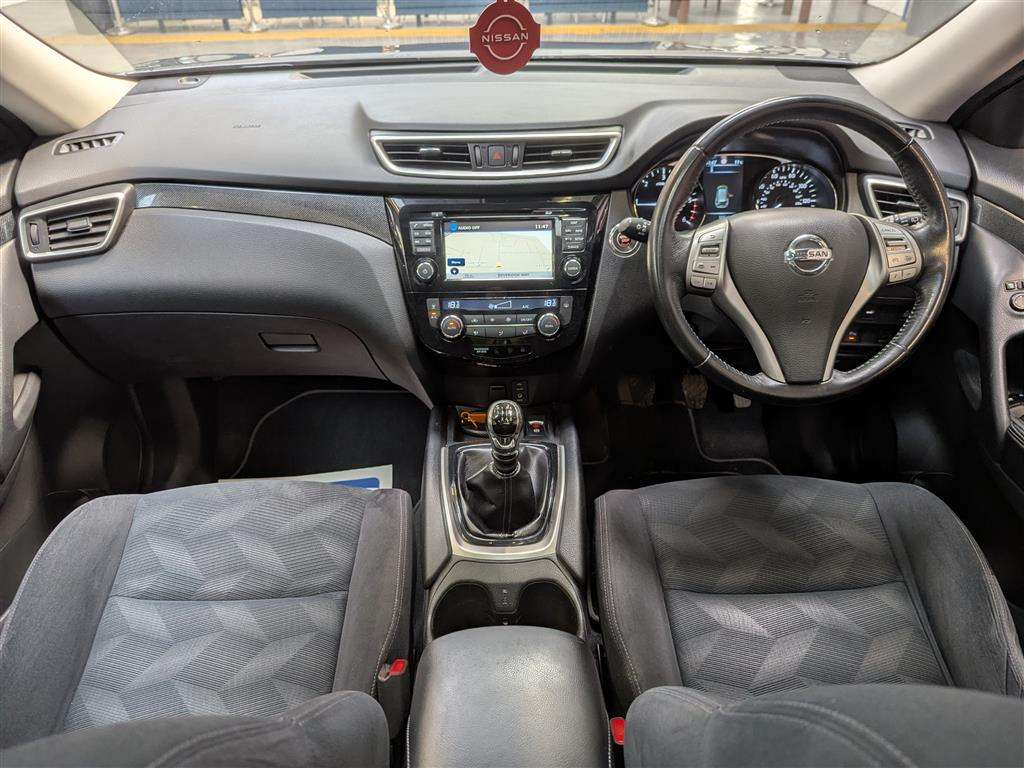 <p>2015 NISSAN X-TRAIL N-TEC DCI</p>