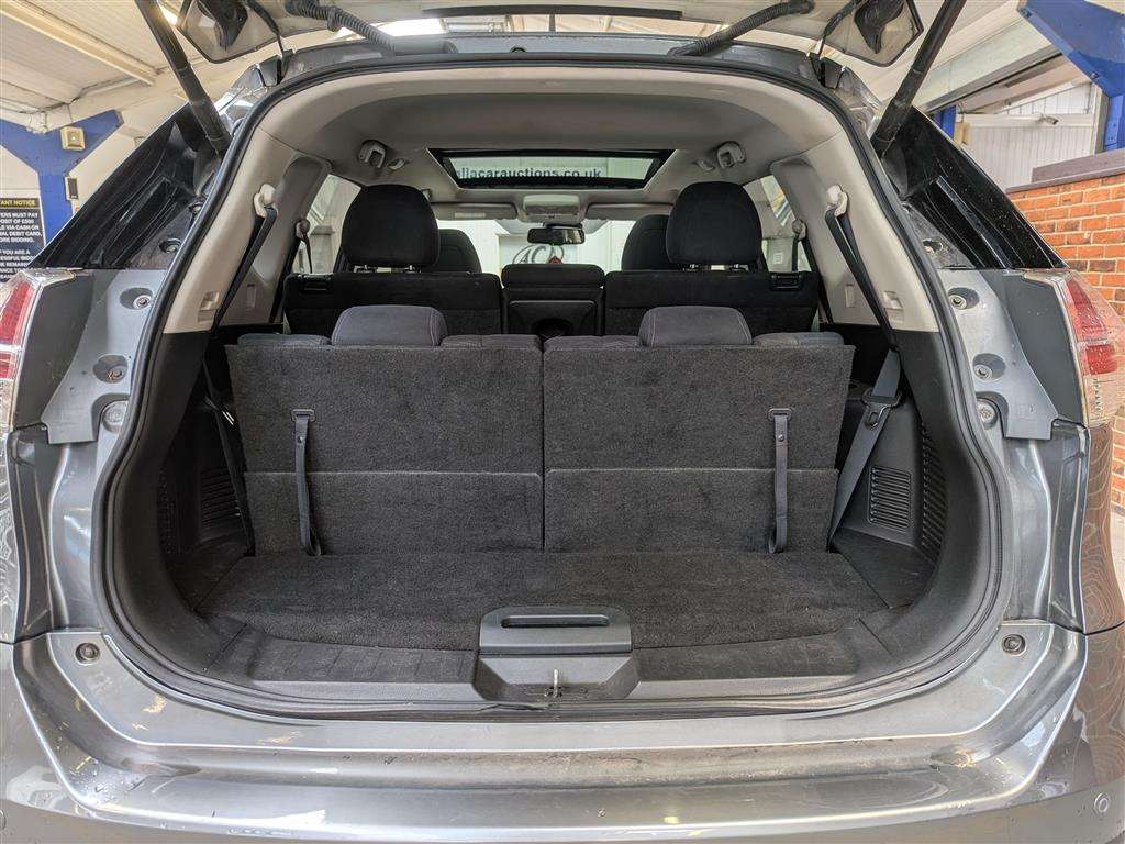 <p>2015 NISSAN X-TRAIL N-TEC DCI</p>