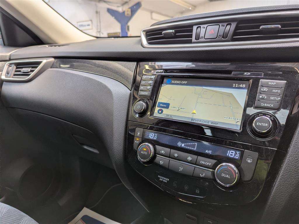 <p>2015 NISSAN X-TRAIL N-TEC DCI</p>