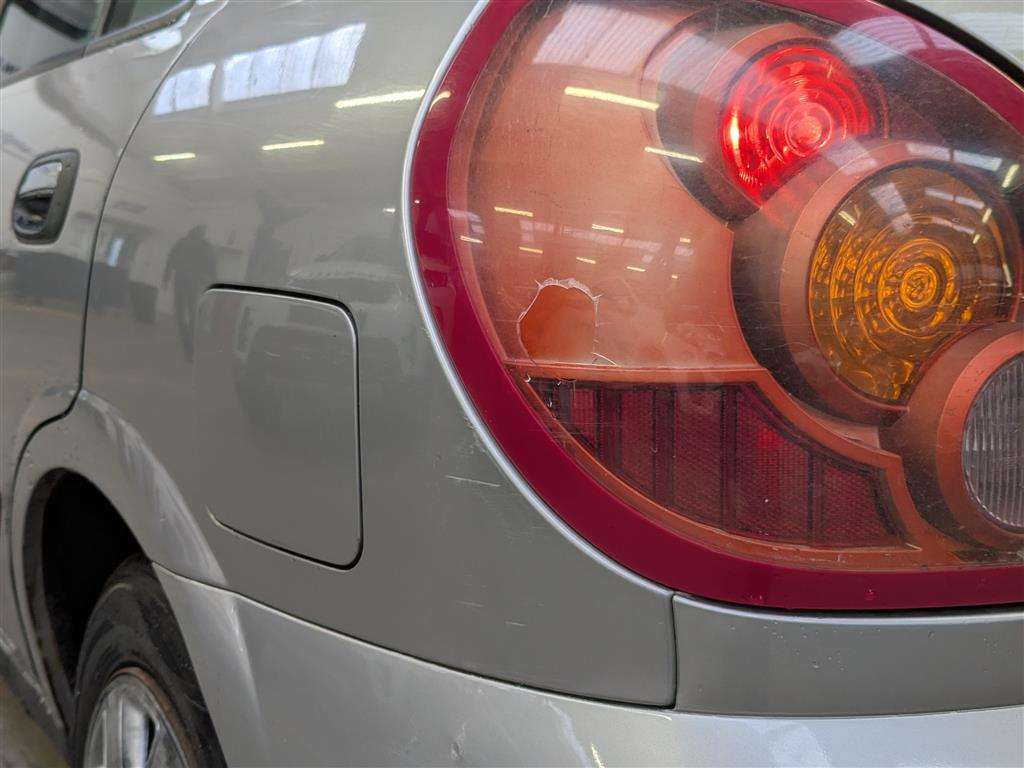 <p>2005 NISSAN ALMERA SE AUTO</p>