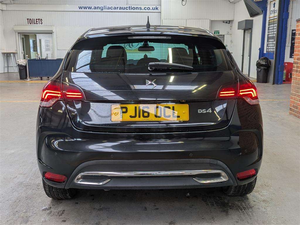 <p>2016 DS DS4 PRESTIGE BLUEHDI S/S</p>