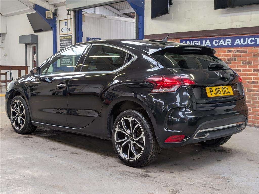 <p>2016 DS DS4 PRESTIGE BLUEHDI S/S</p>