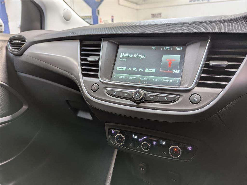 <p>2018 VAUXHALL CROSSLAND X SE ECOTEC D S</p>